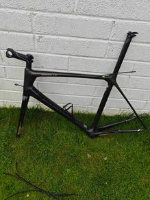 Giant Advanced Carbon Frame L (parts /repair)