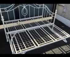 Day bed Trundle