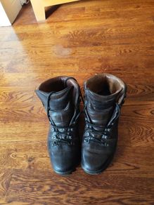 Quechua Full leather mens Hiking boots
