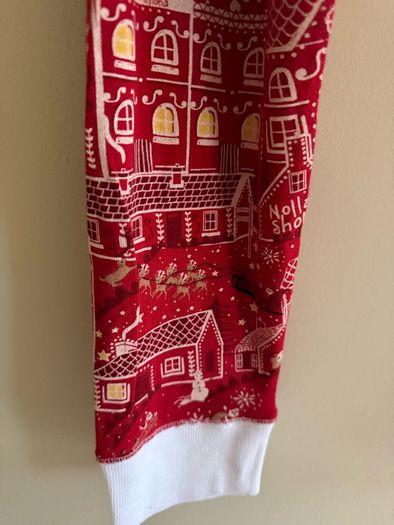 Leigh Tucker Christmas pjs