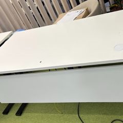 Sit and Stand Desk Workstation