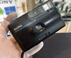 Halina Panorama F 35mm film flash camera 1990 s