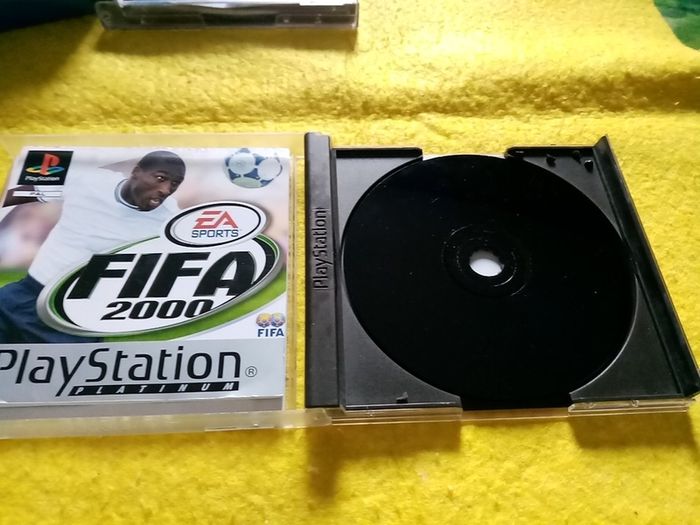 Fifa 2000 PlayStation 1 Ps1 PlayStation 2 ps2 games Original
