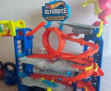 hot wheels ultimate garage