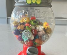 Moshi Monster gum ball machine and moshi monsters
