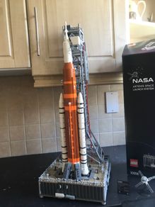 Lego - NASA Artemis Space Launch system