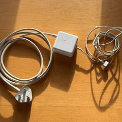 Apple Macbook Charger 45W MagSafe 2