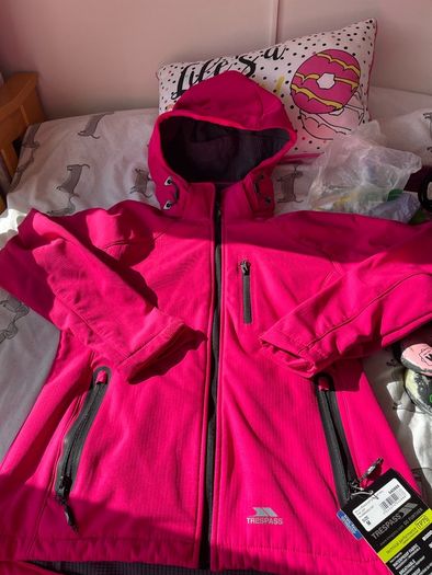 Trespass Branded Softshell Jacket - NEW