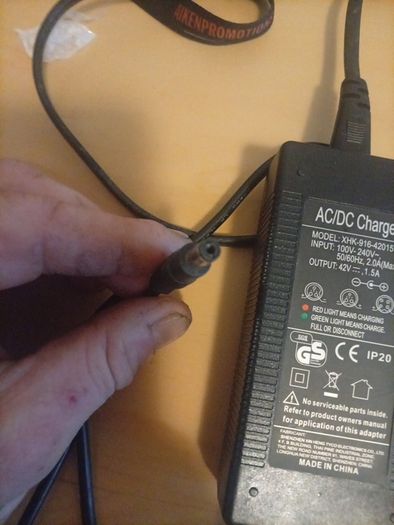 acdc adapter