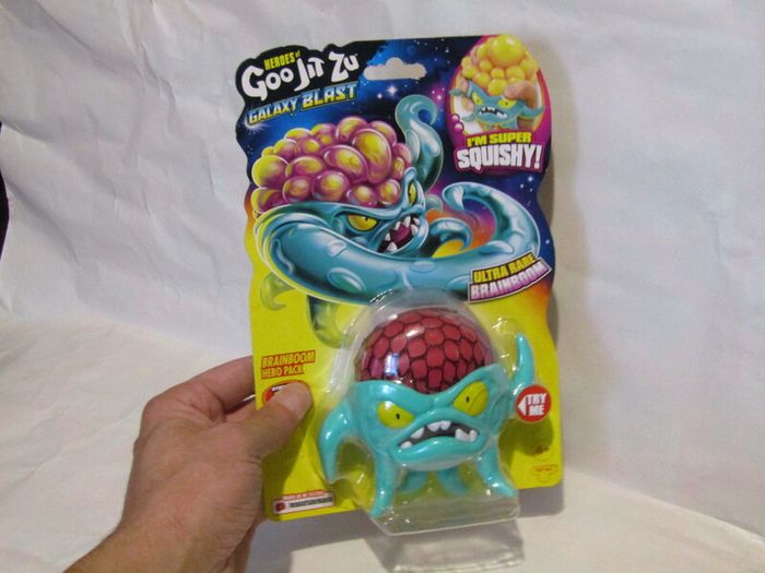 Heroes of Goo Jit Zu Galaxy Blast BRAINBOOM Ultra Rare Figure Brand New Sealed Rare Hard To Find