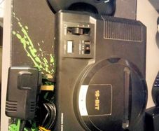 Sega Mega Drive + 2 Games