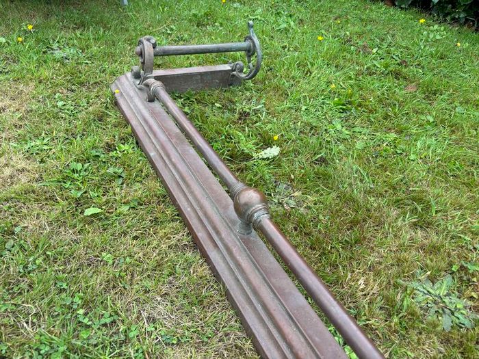 Enhance your hearth with this authentic Victorian brass fender