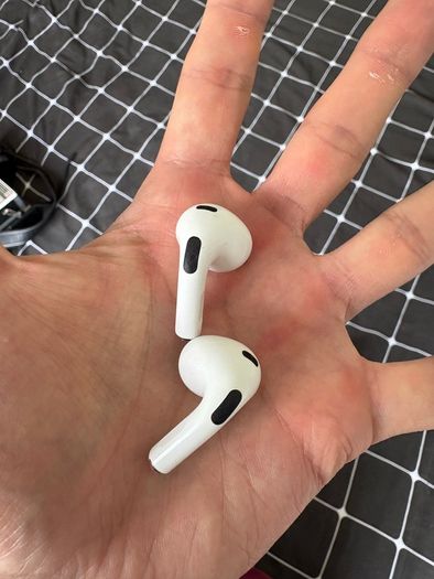 Apple Airpods 3rd Generation