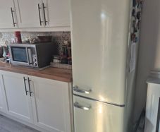 ElectriQ Retro Cream Fridge Freezer
