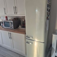 ElectriQ Retro Cream Fridge Freezer