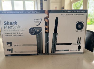 Shark FlexStyle Styler and Hairdryer 5 in 1 Limited Edition Gift Set Teal