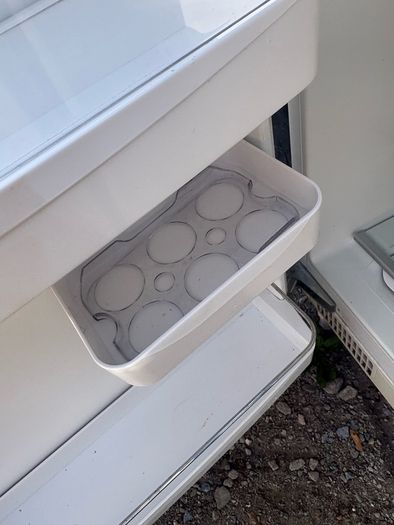 CANDY (not Belo)  integrated undercounted fridge with freezer