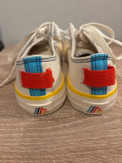 Brand New Aldi Mania Limited Edition Canvas Trainers Unisex Size 4