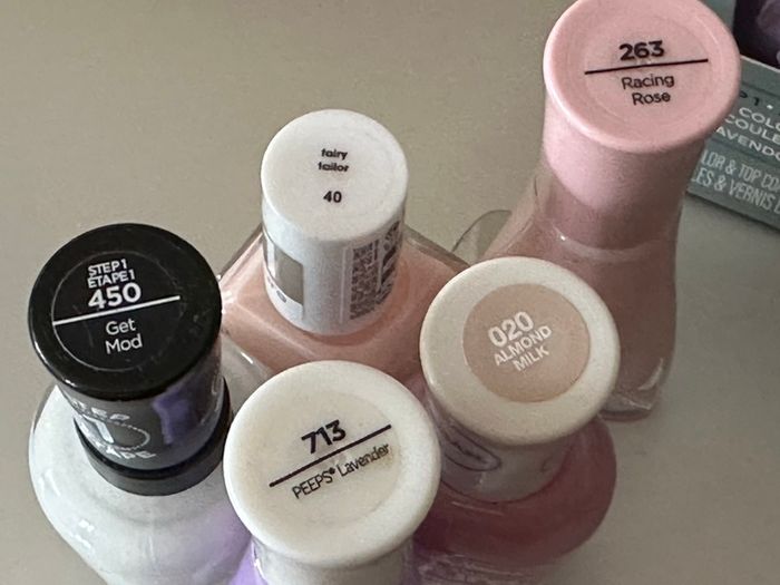 Sally Hansen Nail Varnish Bundle!