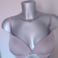 Calvin Klein underwired padded pink lace bra size UK34D EU75D Postage included