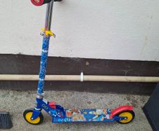 Sonic kids scooter
