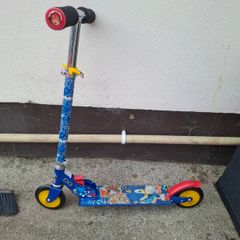 Sonic kids scooter