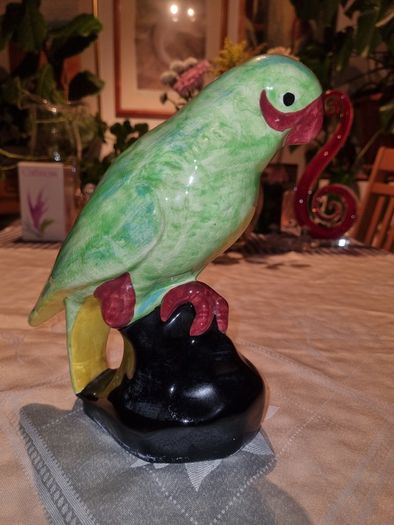 Vintage parrot - Westminster Hanley, Staffs