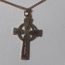 9 carat gold pendant and chain Image 4