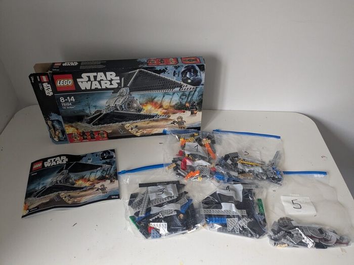 Lego star wars 75154 TIE Striker.