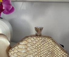 Gold satin hardshell diamond clutch bag with chain - BNWT Rrp 69.99