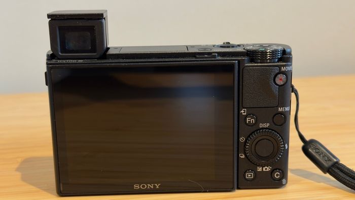 Camera Sony Cybershot DSC-RX100 III
