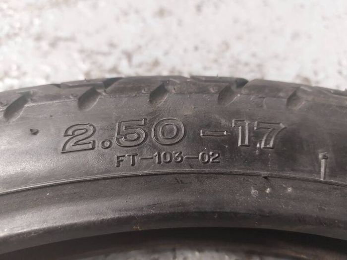 Tyre 2.5x17