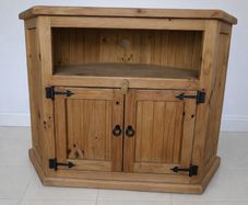 Solid Pine Corner TV Unit in Excellent Condition