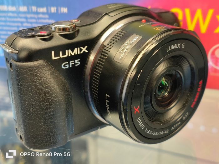 Touch Screen Panasonic LUMIX DMC-GF5K 12.1MP Digital Camera w/ 14-42mm Lens with Intelligent Auto (iA)