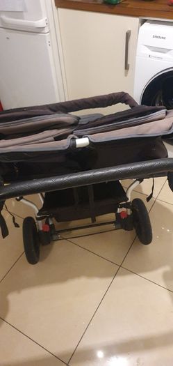 Mountain Buggy duet