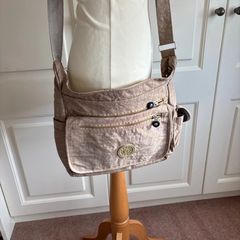 Angel crossbody bag - great condition
