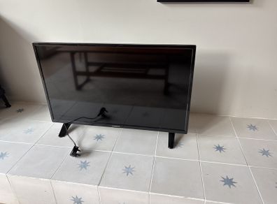 32 inch smart hd TV