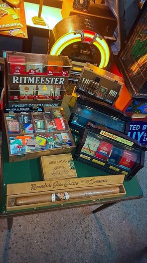 Vintage Hamlet/Ritmeester Cigar Shop display stands