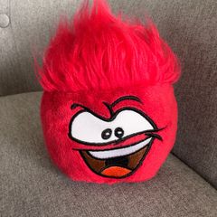 Club Penguin red puffle