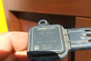 BMW Mass Air Flow Sensor 752051902