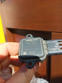 BMW Mass Air Flow Sensor 752051902