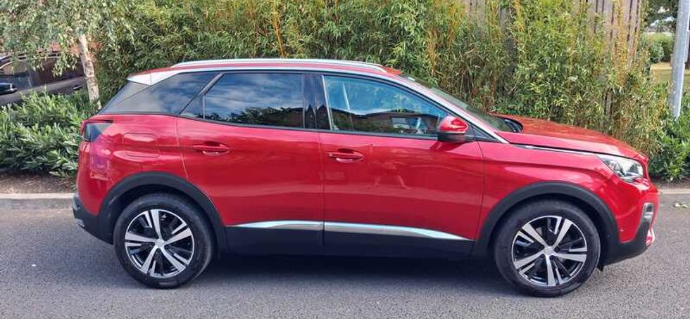 Quick Sale: 2019 Peugeot 3008 Allure 1.2 PureTech