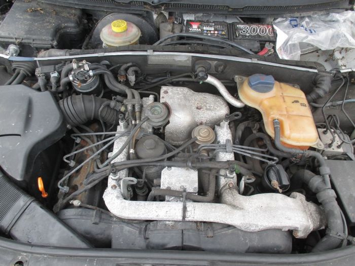 2000 Audi A6   2.5 Tdi  V6