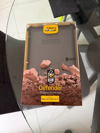 otterbox defender iPad 10.1 case