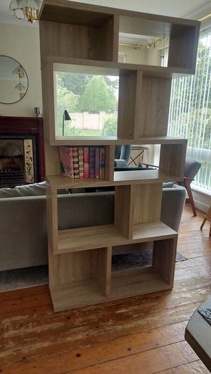 bookcase  height 181cm width 90cm depth 29cm