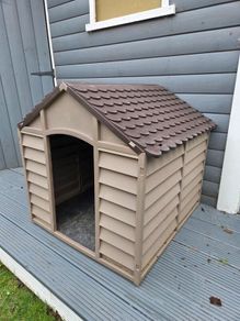 Dog kennel