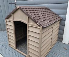 Dog kennel
