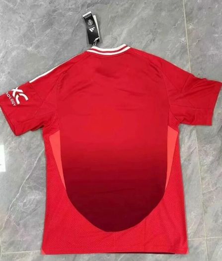 Manchester United jerseys 24/25