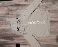 windbreaker