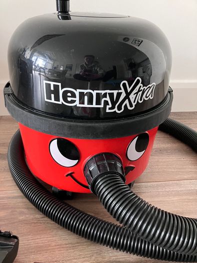 Vacuum Cleaner Henry Numatic Turbo